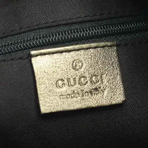 gucci(古琦)金色logo斜挎包