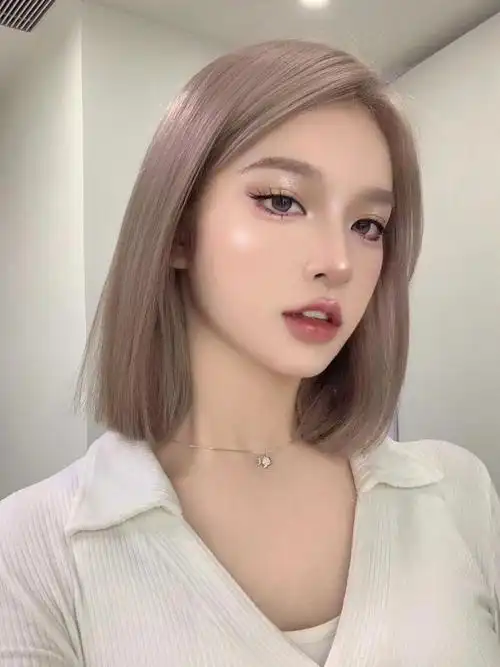 2022夏季仙女发色&奶茶#巨显肤白包头染发长沙发型长沙烫发显白发色