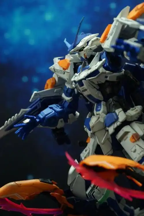 龙桃子的最后一作 蓝异端3型