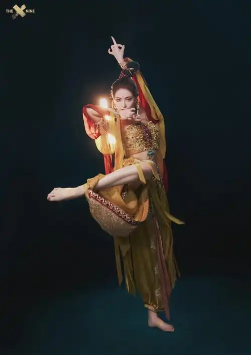 许佳琪舞蹈生造型图敦煌舞的造型好美是仙女吧