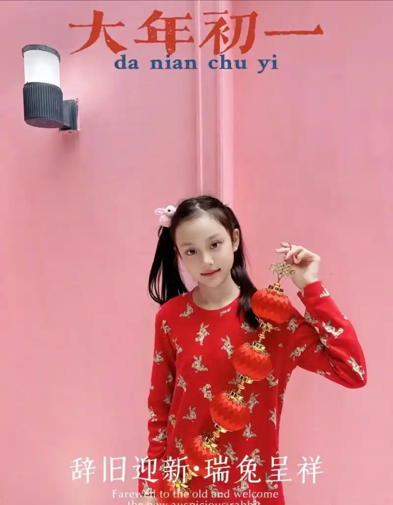 基因好神奇!甜馨小时候明明更像爸爸,长大后变得跟妈妈一模一样了