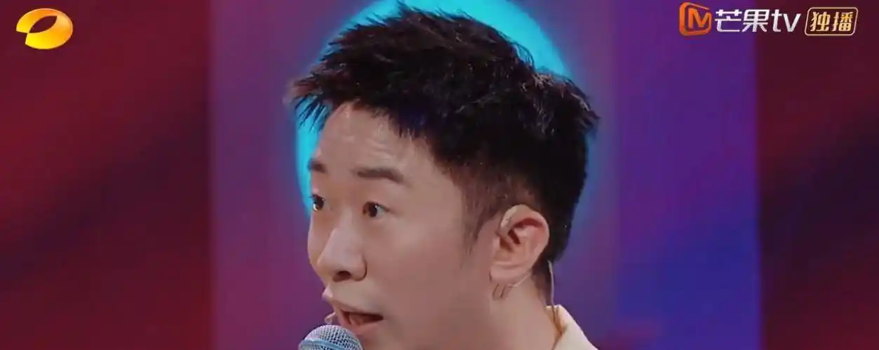 原创原创和钟汉良萧敬腾郎朗同台丑男杨迪却成了最亮眼的那一个
