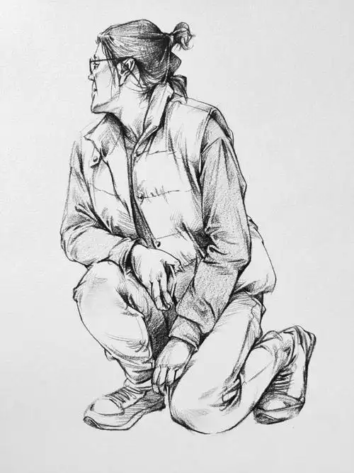 蹲姿速写人物图集15张可做临摹的速写高清图片