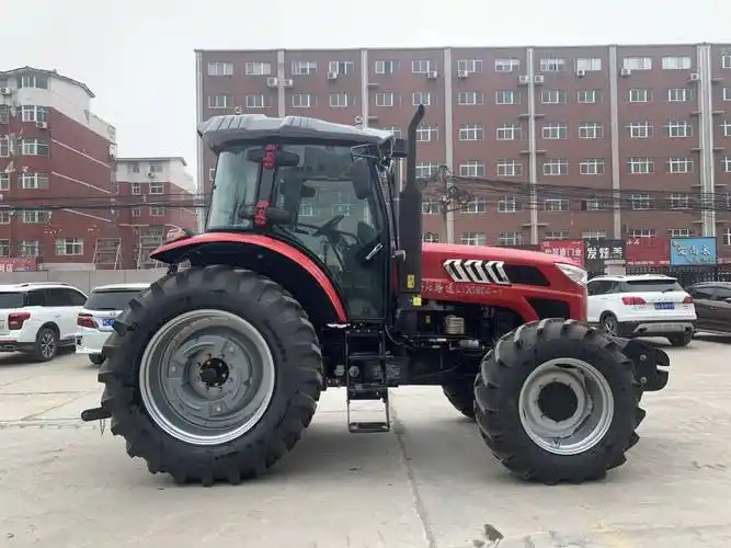 农用耕地机器路通lt底盘系列18041四驱拖拉机东方红发动机图片