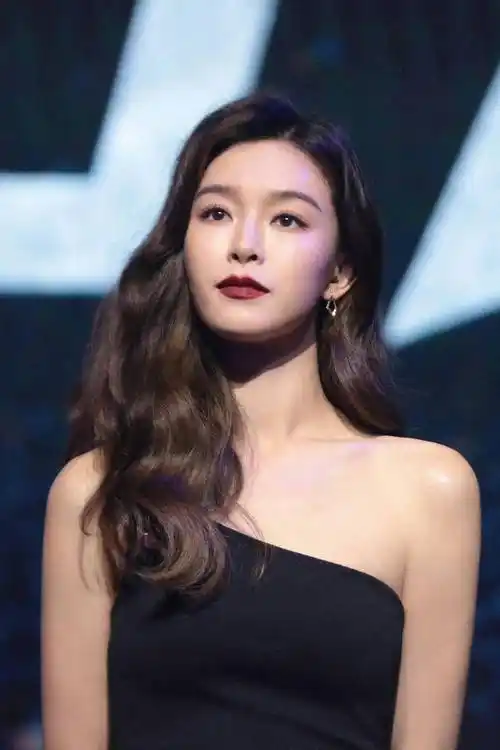 女星文咏珊写真合集:眉目如画,千娇百媚