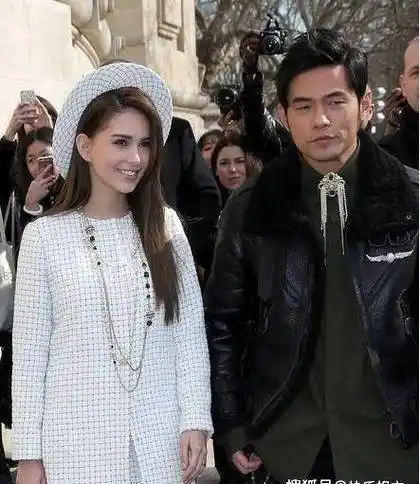 昆凌前男友有哪些 ——曹佑宁,李铨.