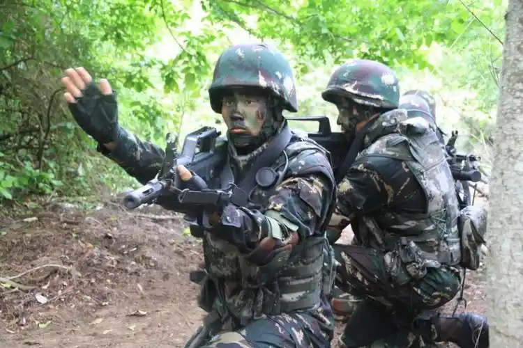 中国海军蛟龙突击队发布最新宣传片上天入海无所不能