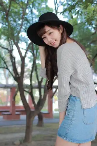 靓丽女孩牛仔短裙时尚写真