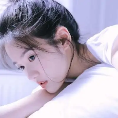 女生头像干净气质