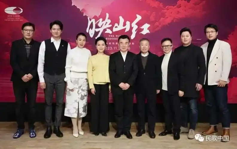 女高音歌唱家王喆倾情唱响《万山入海》,用歌声绘就"千里江山"壮丽