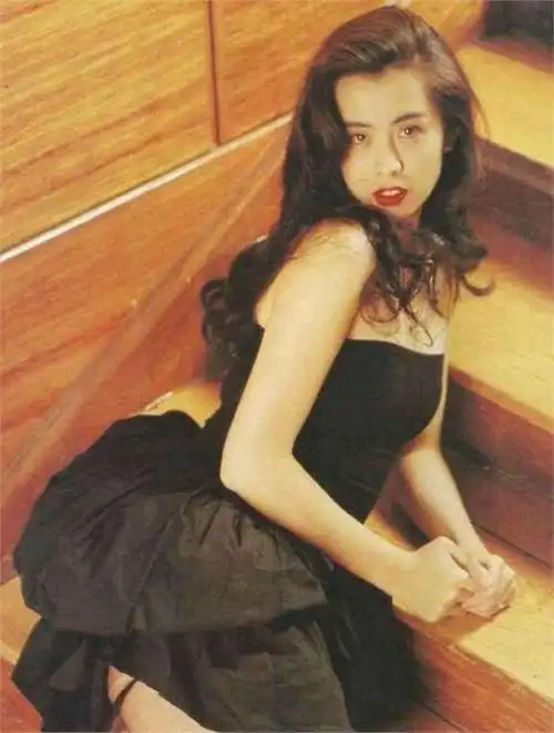 万万没有想到57岁无人敢娶的王祖贤已经走上了另外一条道路