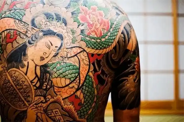 浅析吴越,秦汉文化对古代日本纹身习俗的影响