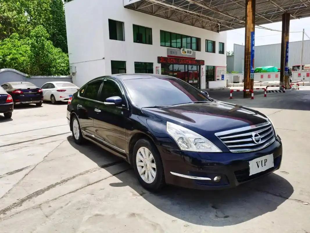 最新到店10年11月日产天籁2.5v6.#二手车批发 #抖音 - 抖音