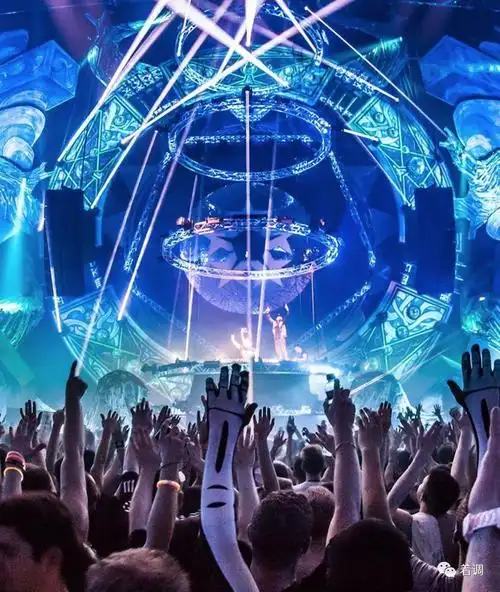 一个音乐类型的产业升级,下一个风口在哪里,许多业内人士都指向电音