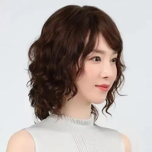 40岁女性染什么颜色的头发最适合,为什么? - 头条问答