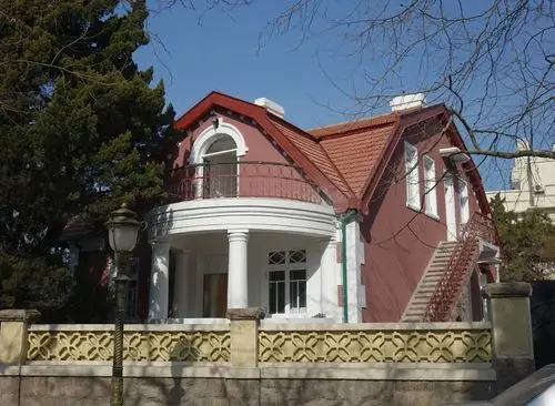 青岛八大关的开放别墅