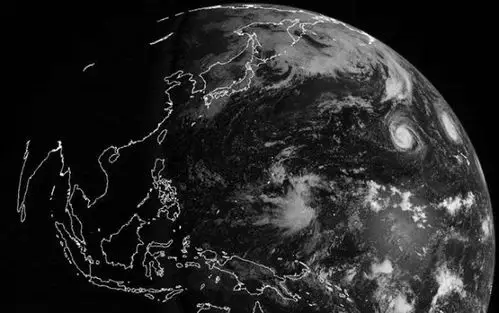 卫星云图像人脸 睁着大眼睛还会笑