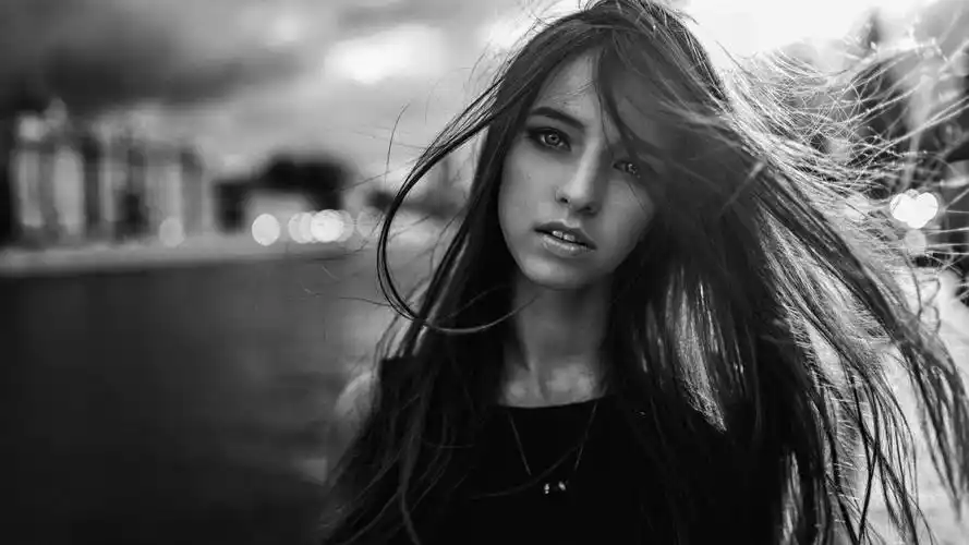 原图你的电脑分辨率(1600x1600)→生成壁纸显示:√欣赏模式全屏模式