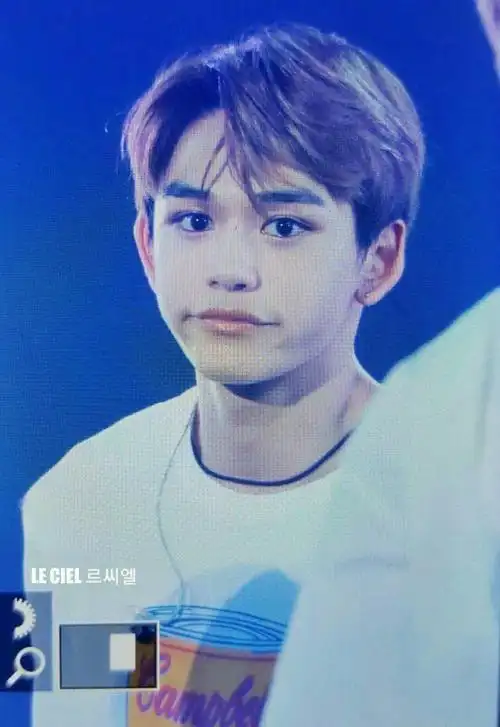 黄旭熙lucas可爱鸭鸭嘴90