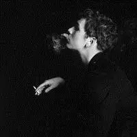 孤独太深抽烟男生头像