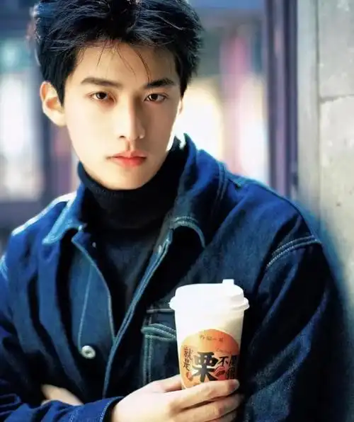 难得一见的帅哥图片,令人心动的帅哥图片