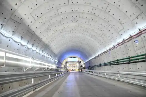 江阴靖江长江隧道左线盾构隧道试掘进完成