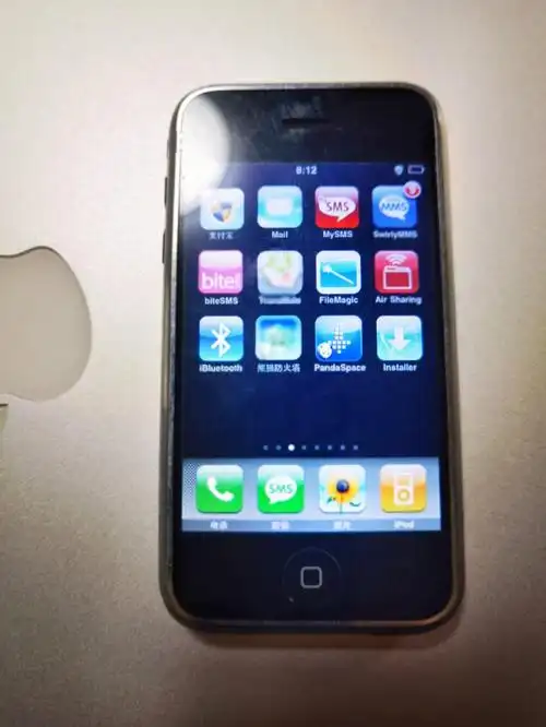 第一代苹果手机,古董iphone,购买时间2007年,古董级电子产品,就现在的