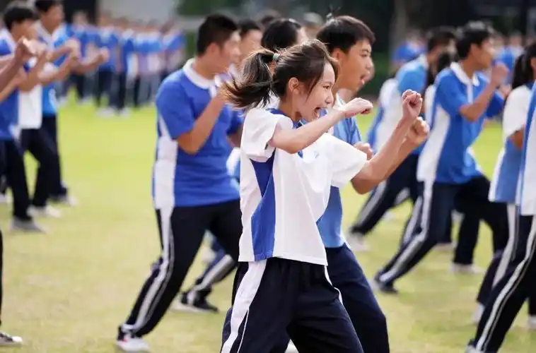 深圳高级中学高中部(英姿飒爽)