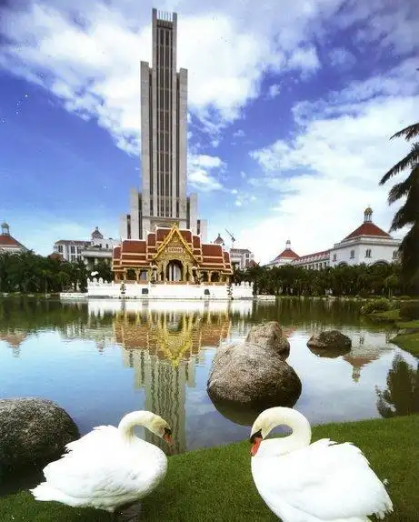 泰国易三仓大学博士招生简章