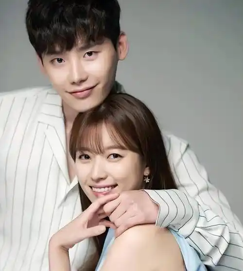 李钟硕的绯闻女友都是女神!