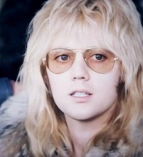 都来看看我们罗花花的美颜吧(3.10悄悄增加美图