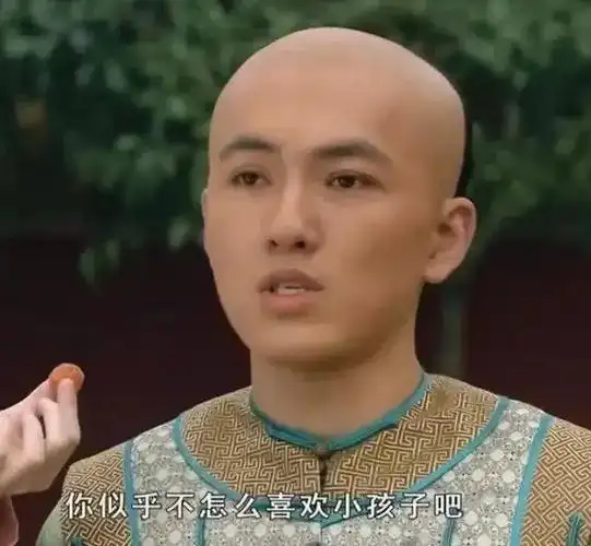 甄嬛传皇后为三阿哥精挑的青樱总是歪着头真相并不简单