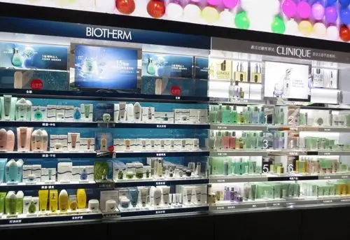 品牌化妆品店面室内装修效果图片