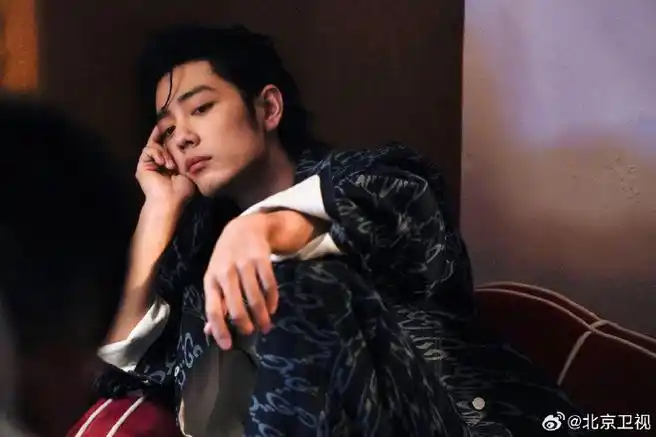 肖战写真好有型