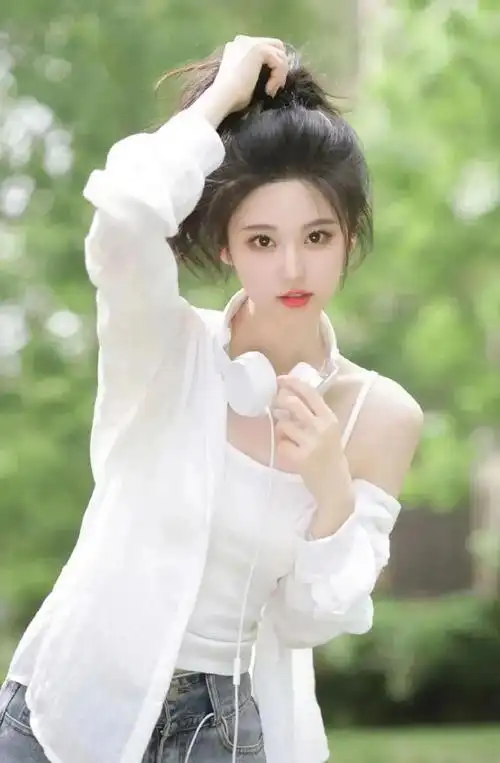 女生夏天拍美照,记住以下拍摄法则,拍照显瘦自然很好看