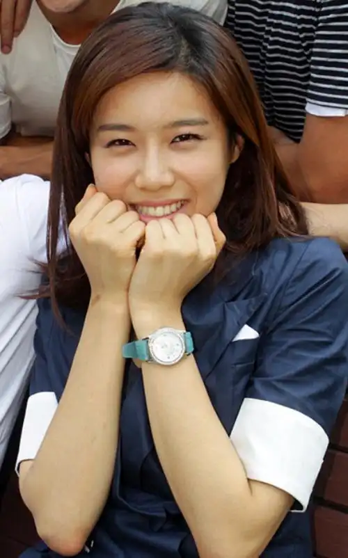 张度妍花13年,凹出自己的造型,她是韩国男笑星堆里一朵谐星之花