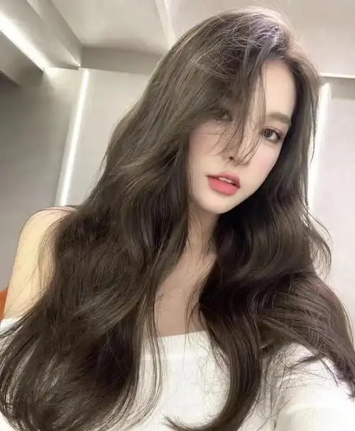 女生发色好看图片