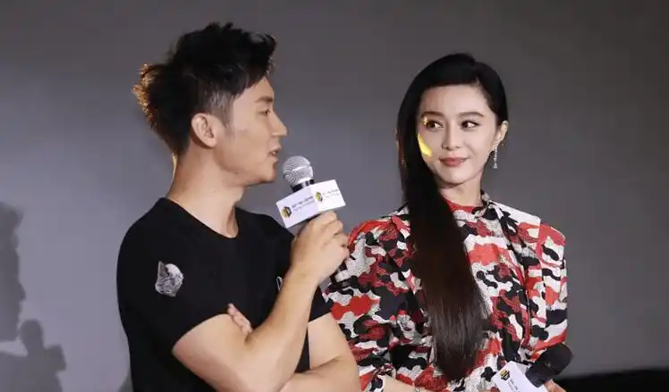 45岁依然不结婚,和范冰冰分手以后一直单身,看来两人曾经是真爱_李晨