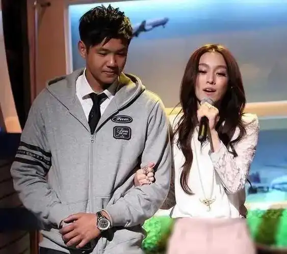 范玮琪与大s,小s是好闺蜜,但她又与大s的前男友陈建州结婚,这样的关系