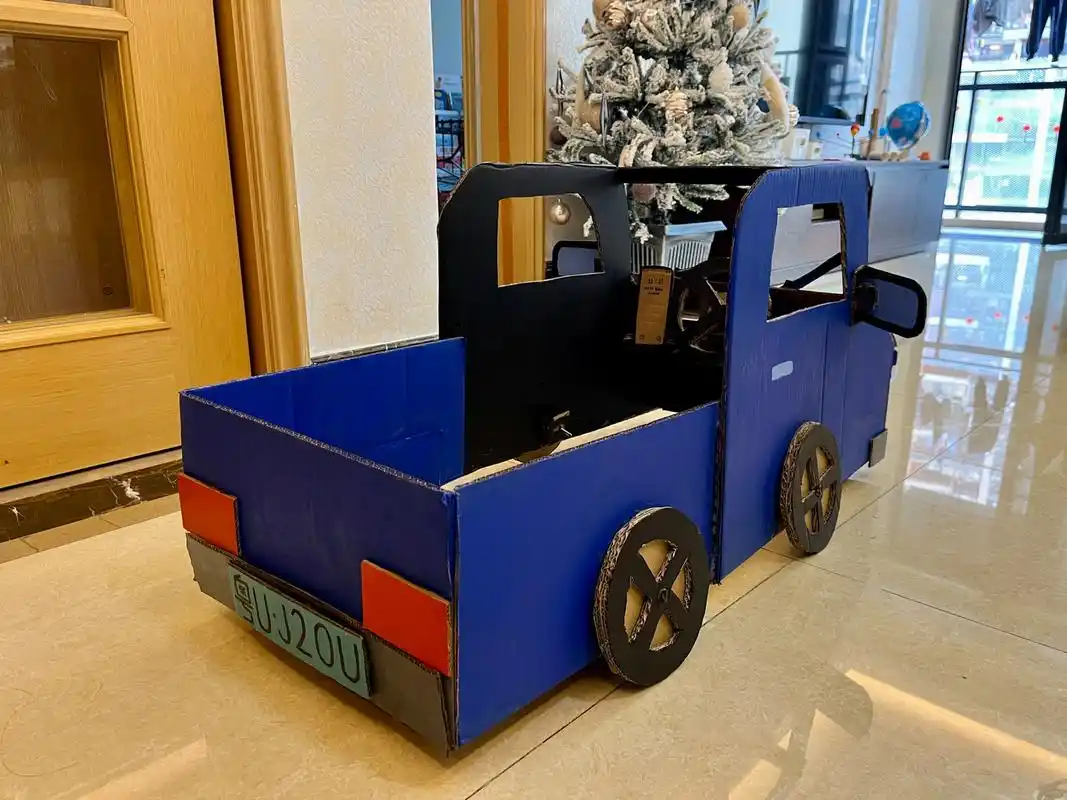 幼儿园手工 纸箱汽车diy 9407 用废弃纸箱,快递箱子做手工汽车