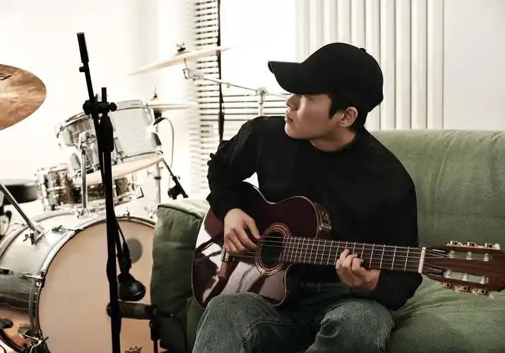 歌手梁博:娱乐圈太深,我从不进去