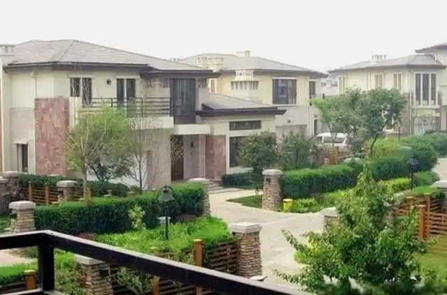 赵丽颖产后三天就出院一天2万的医院还是比不上她新搬的豪宅