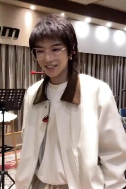 华晨宇排练直播#啊啊啊啊啊萌晕啦宝宝宝宝宝宝宝好可爱的宝宝!