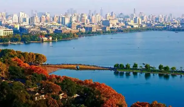 美国游客到浙江杭州旅游有两个地方不习惯直言很难接受