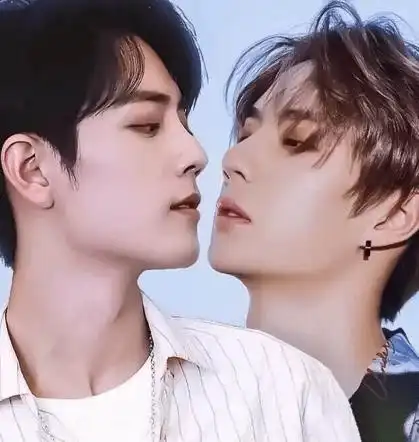 蓝忘机跟魏婴这个角色就得到了很多人的喜欢,当然现实中王一博跟肖战