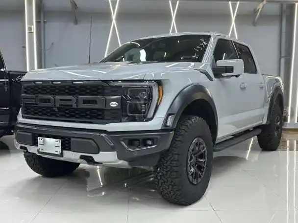 2024款福特f150猛禽r 5.2t皮卡旅游越野两不误