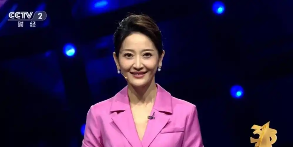 谢颖颖:来自福建长汀的央视著名主持人45岁依然是知识分子女神_节目