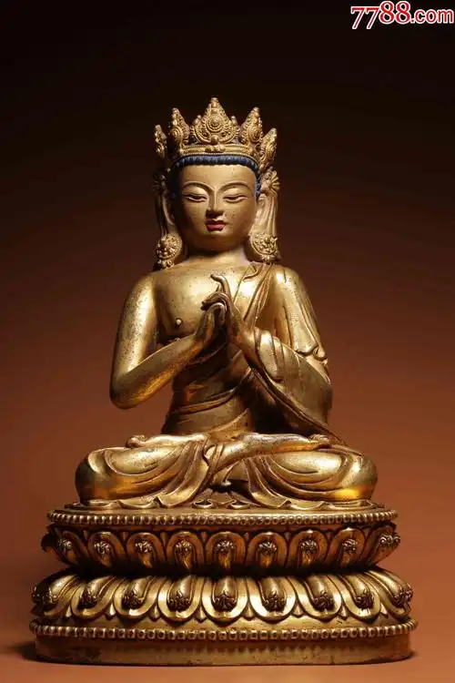 清,铜鎏金大日如来座像