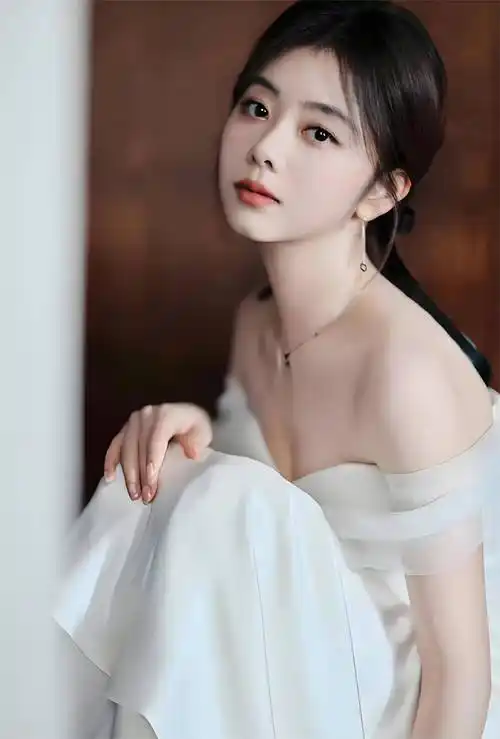 实力派女演员[谭松韵]的经纪人