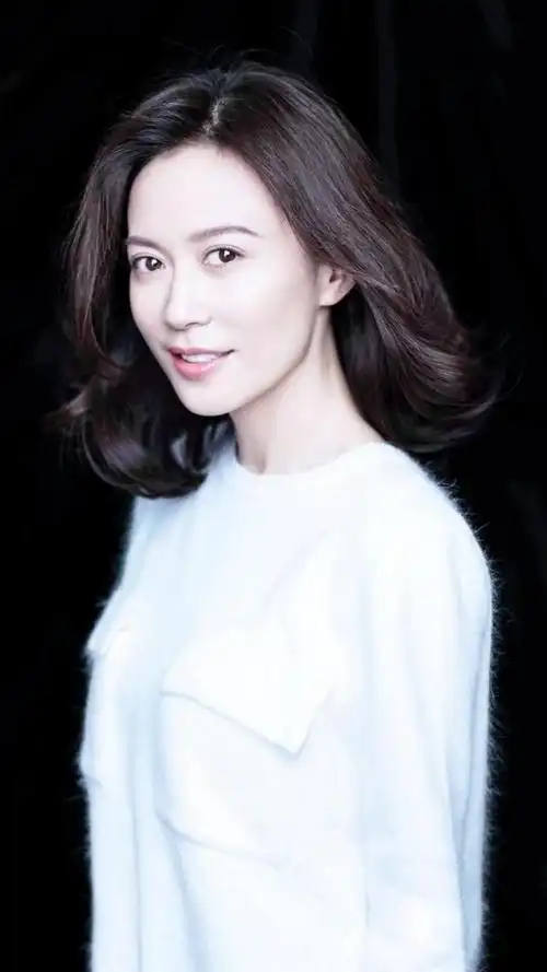 回顾演员俞飞鸿长得漂亮戏也好为人低调不张扬追求平淡生活